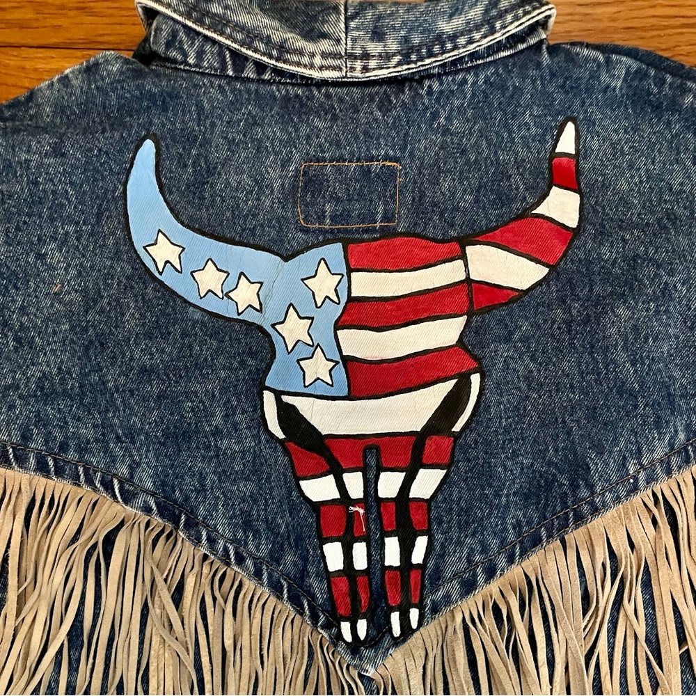 🤠🇺🇸Fringe Hand-Painted Americana Denim Jean Jacket🇺🇸🤠 ~Large
